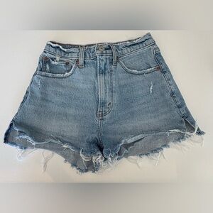 Abercrombie & Fitch Curve Love High Rise Mom Jean Shorts Size 25